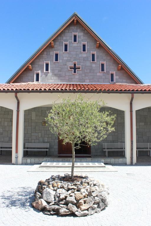 Centro Di Spiritualita Maria Candida アルメーノ エクステリア 写真